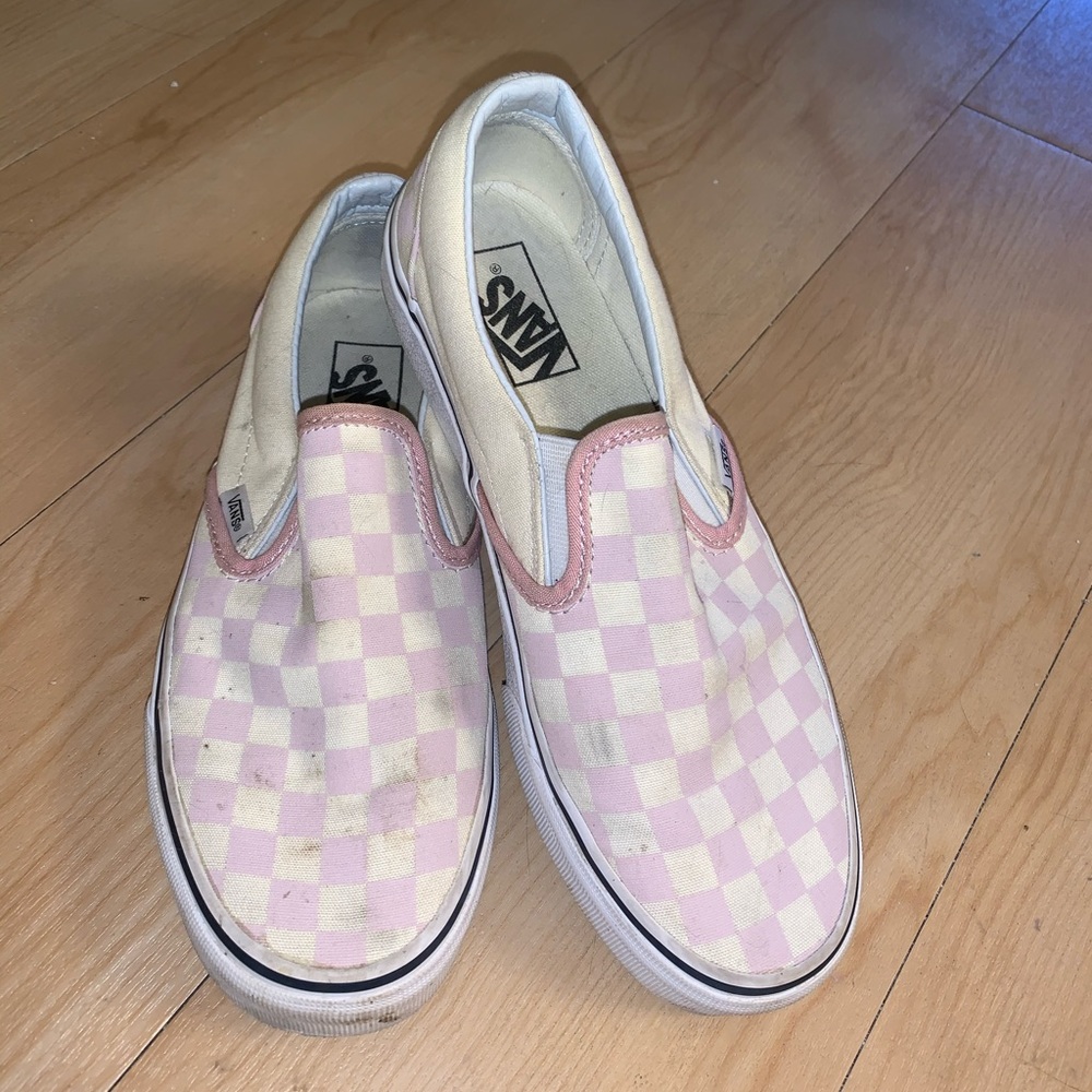 Pink checkered Vans size 8.5